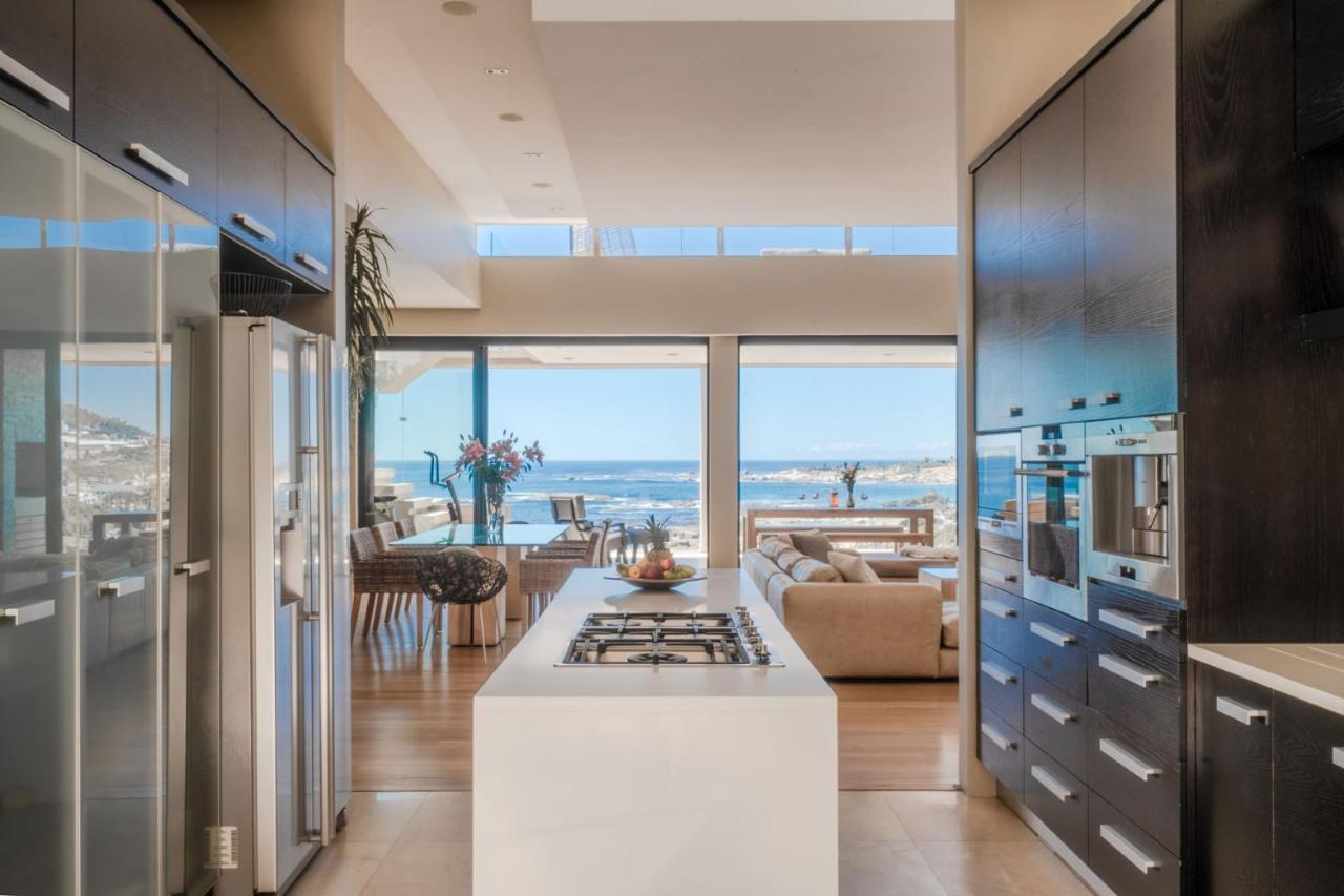 Azamara Luxury - Camps Bay